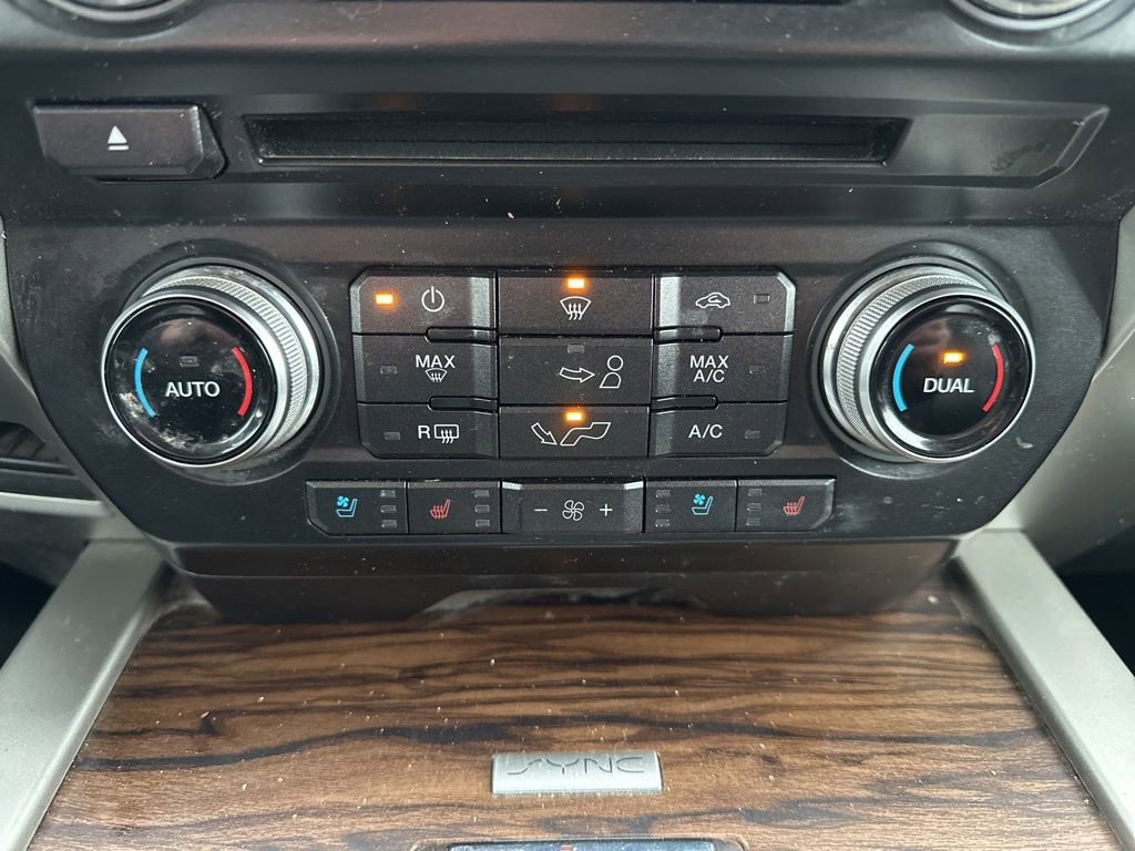 Used 2018 Ford F150 Lariat w/ Equipment Group 502A Luxury image 26