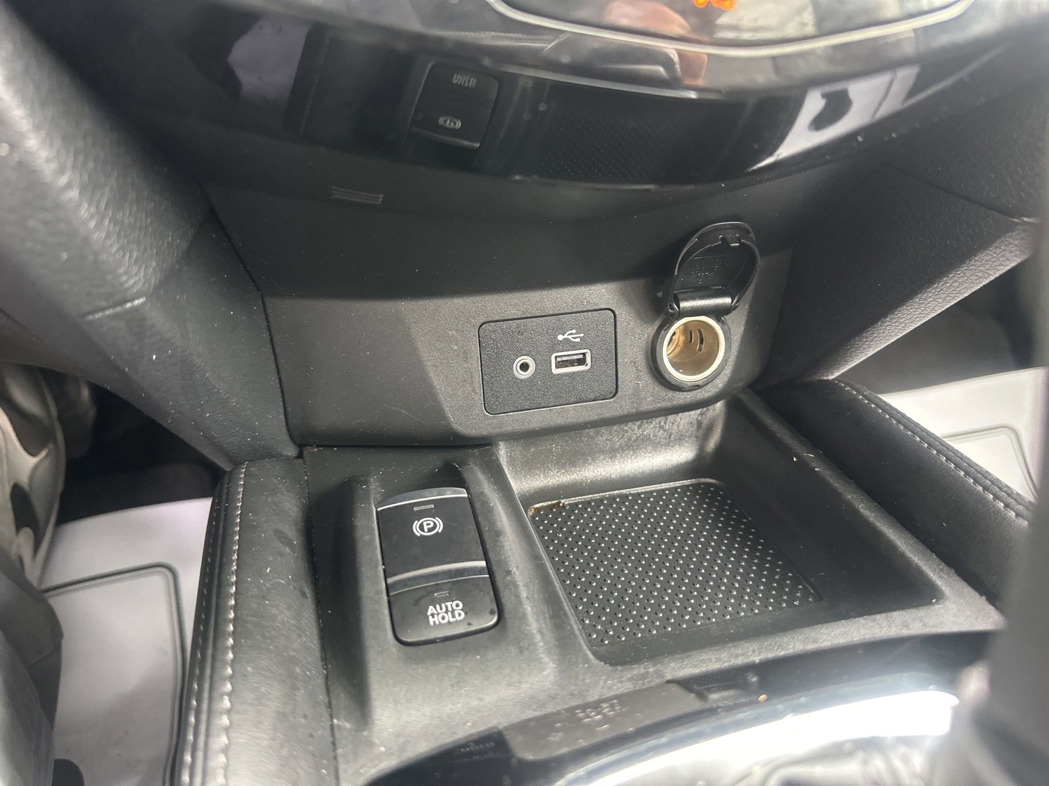Used 2019 Nissan Rogue SL w/ Premium Package FWD image 30