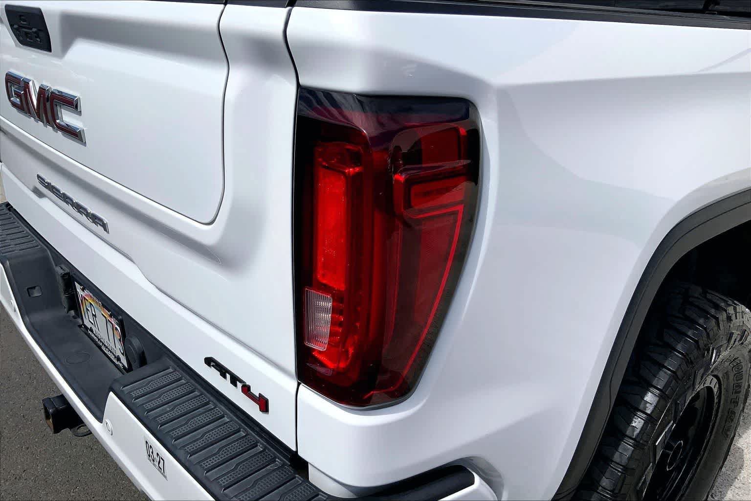 Used 2021 GMC Sierra 1500 AT4 w/ AT4 Value Package AWD/4WD image 32