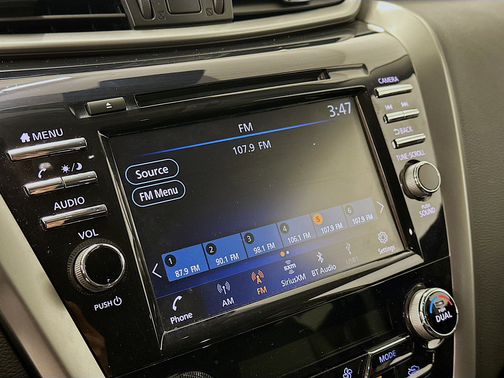 Used 2024 Nissan Murano SV w/ SV Midnight Edition Package image 21