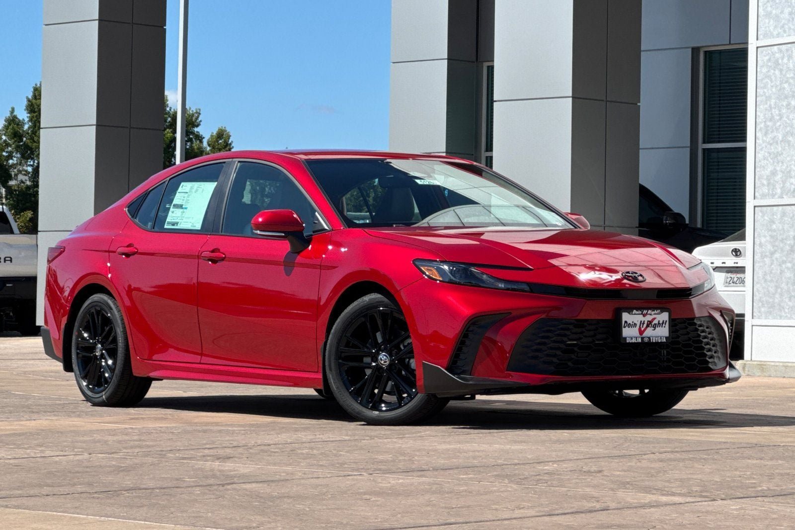 New 2026 Toyota Camry SE w/ Convenience Package FWD image 2