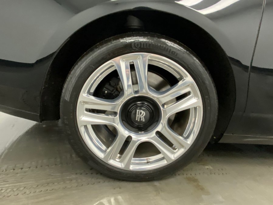 Used 2015 Rolls-Royce Ghost image 18