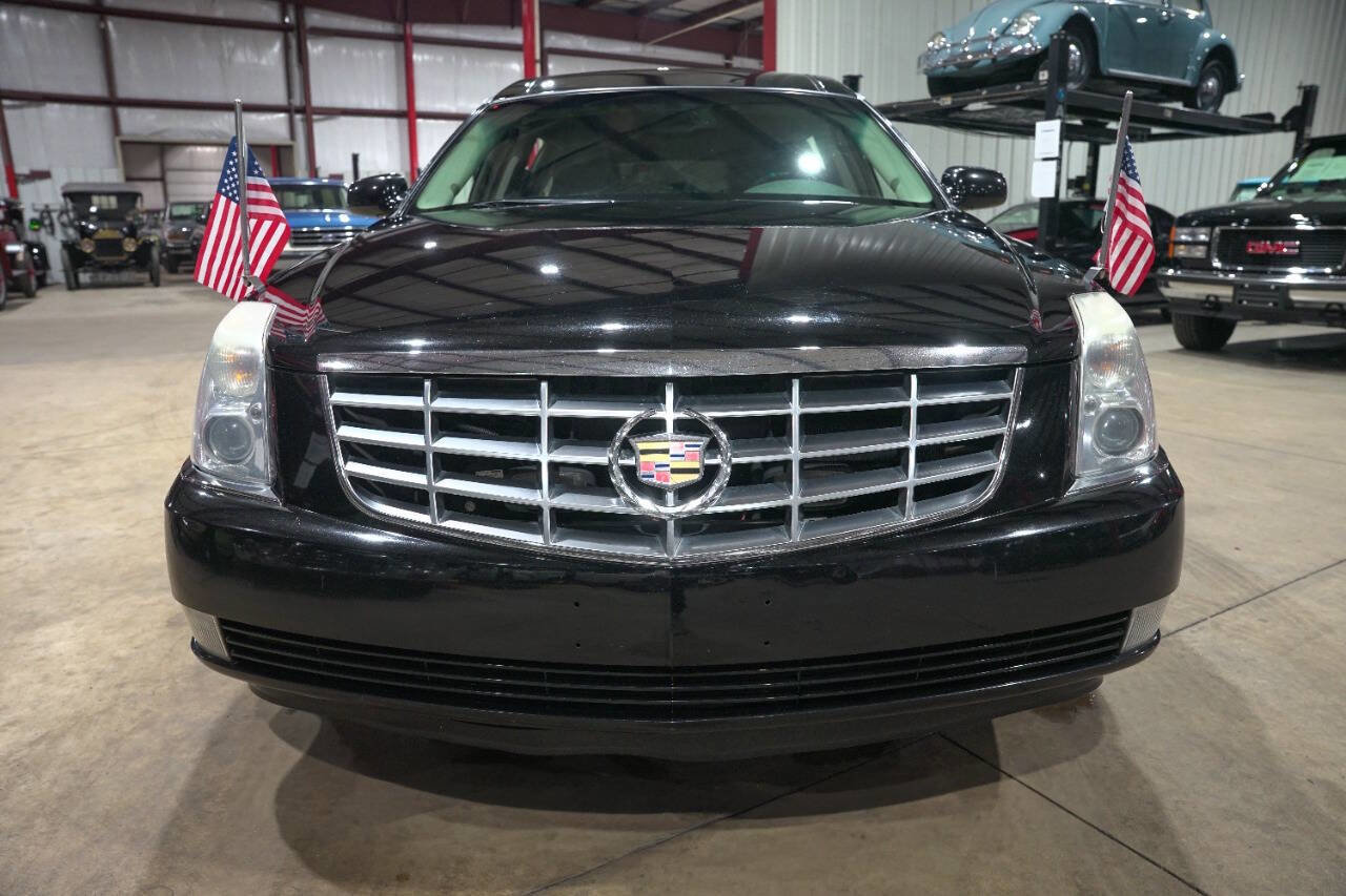 Used 2008 Cadillac DTS Limousine FWD image 13