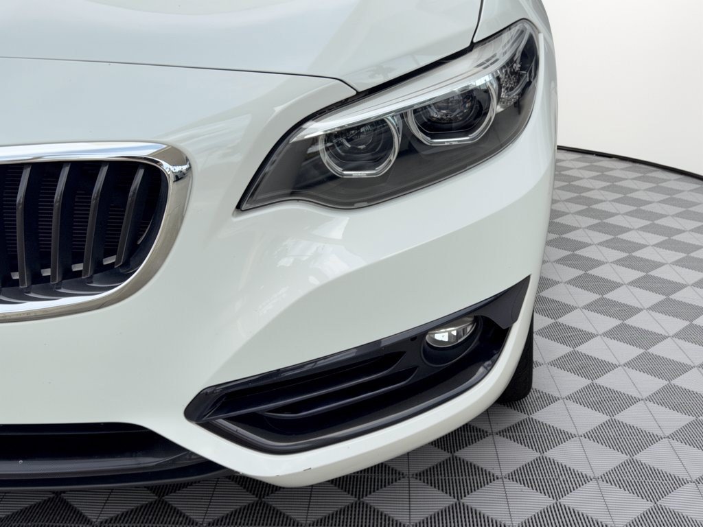 Used 2018 BMW 230i Convertible RWD image 12