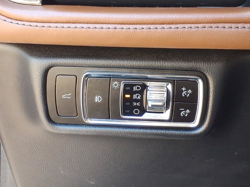 Used 2023 Lincoln Aviator Reserve w/ Equipment Group 201A AWD/4WD image 21