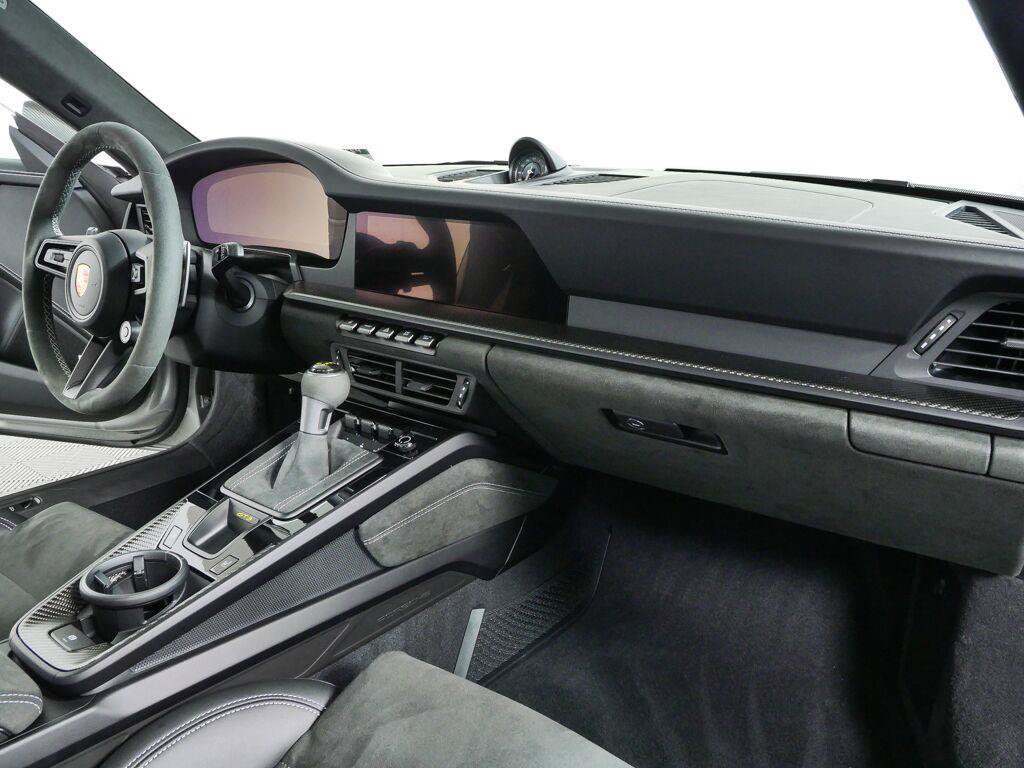 Certified 2026 Porsche 911 GT3 RWD image 21