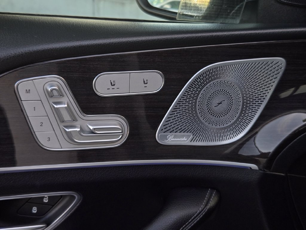 Used 2020 Mercedes-Benz GLS 450 4MATIC image 12