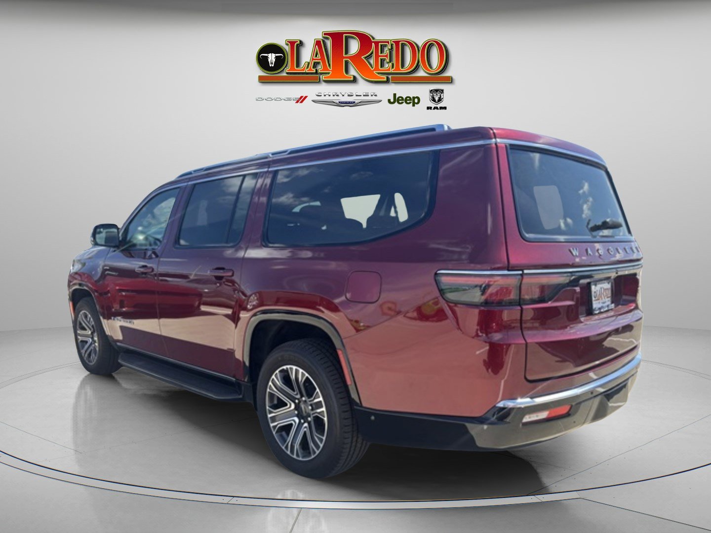 New 2025 Jeep Wagoneer L 4WD w/ Convenience Group I image 5