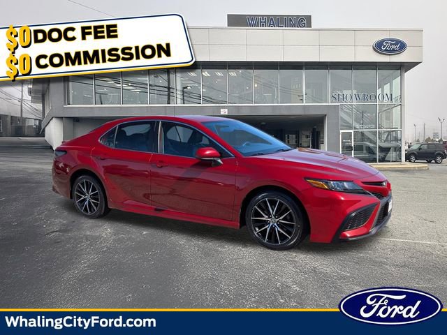 Used 2021 Toyota Camry SE FWD image 1