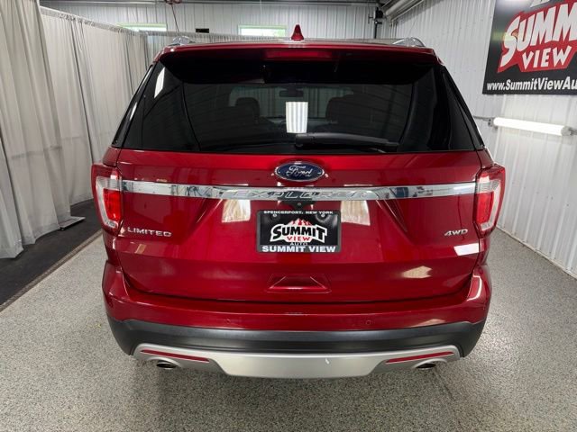 Used 2017 Ford Explorer Limited w/ Equipment Group 301A AWD/4WD image 4