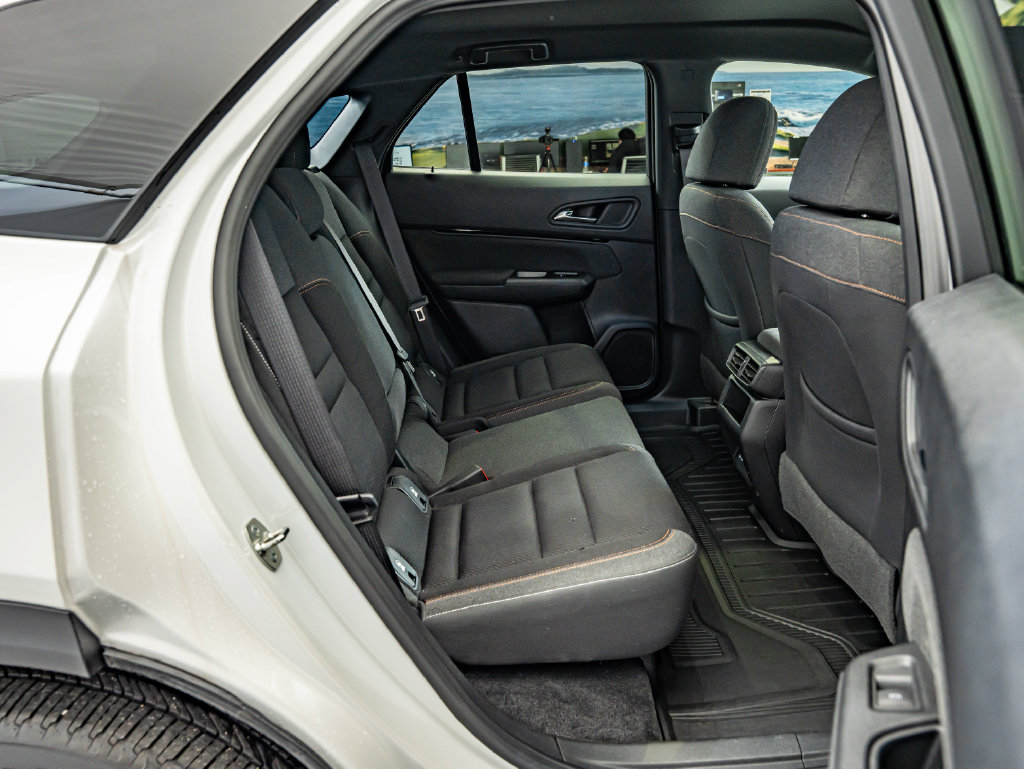Used 2024 Honda Prologue EX image 36