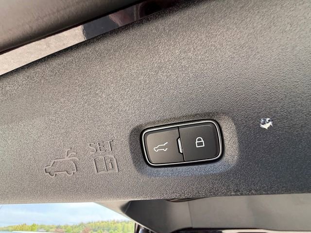 New 2026 Ford Expedition Active AWD/4WD image 35