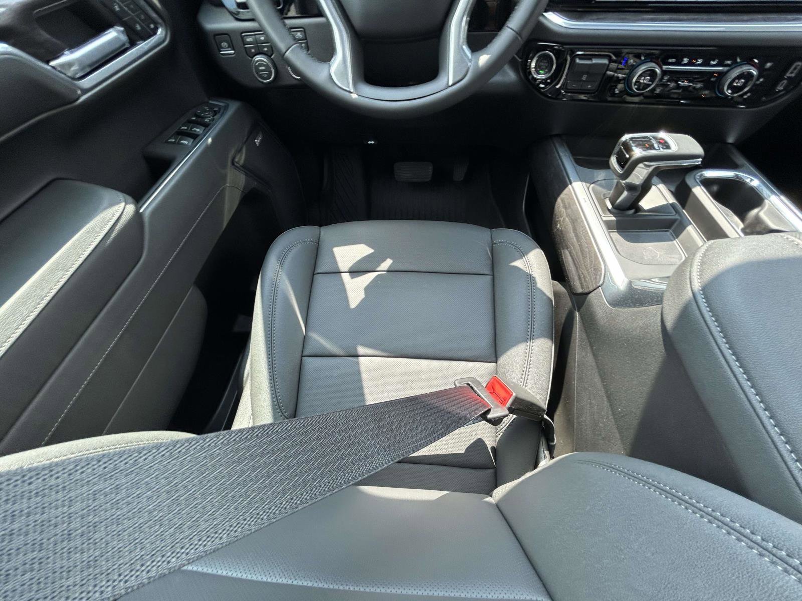 New 2026 Chevrolet Silverado 1500 LTZ w/ LTZ Premium Package image 14