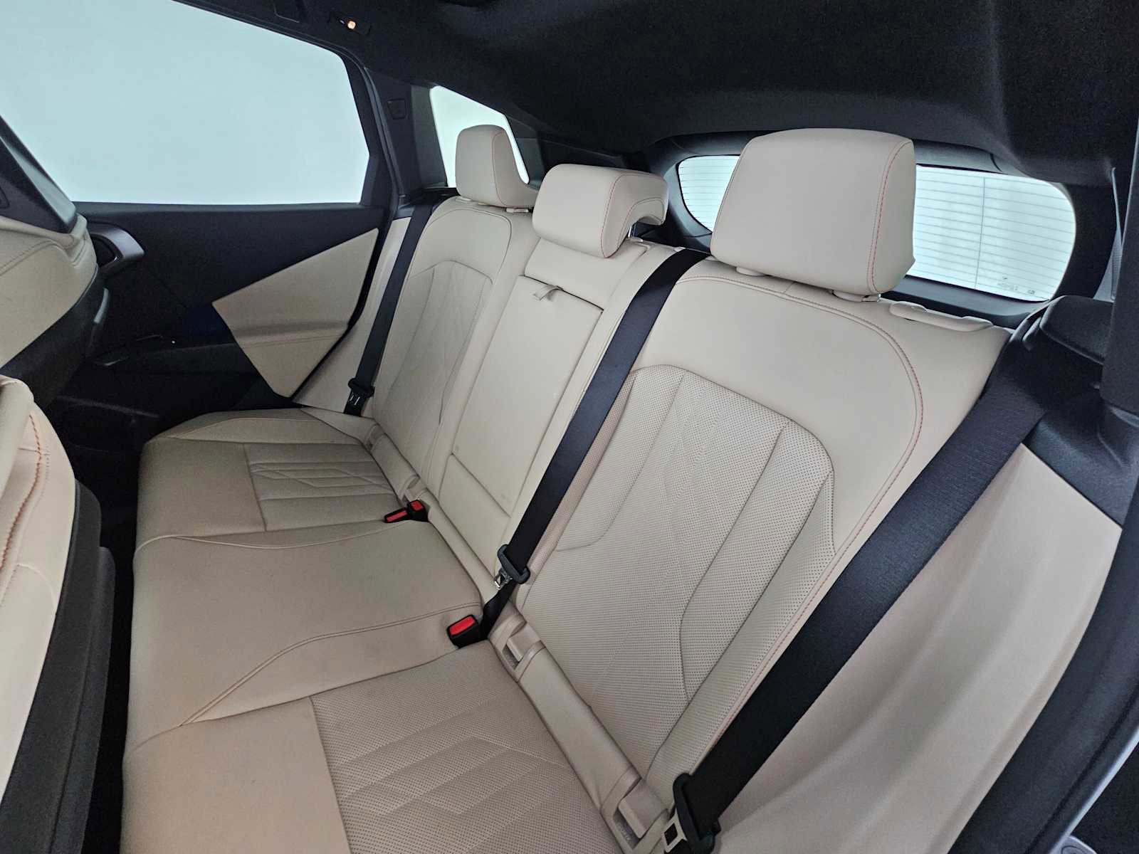 Used 2025 BMW X3 M50 w/ Premium Package image 17