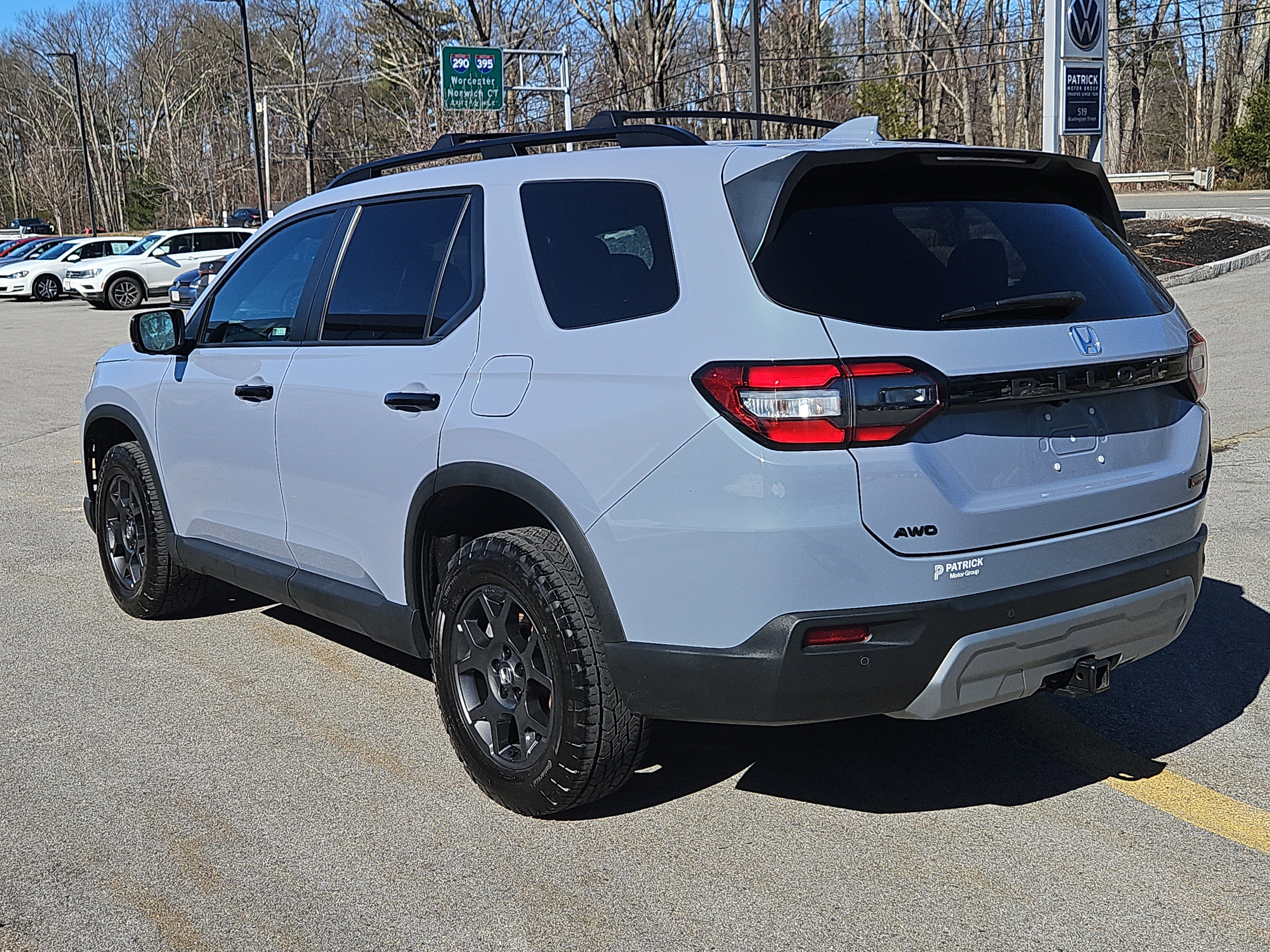 Used 2024 Honda Pilot TrailSport image 26