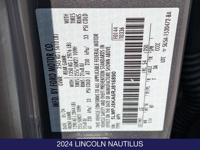 Used 2024 Lincoln Nautilus Reserve AWD/4WD image 31