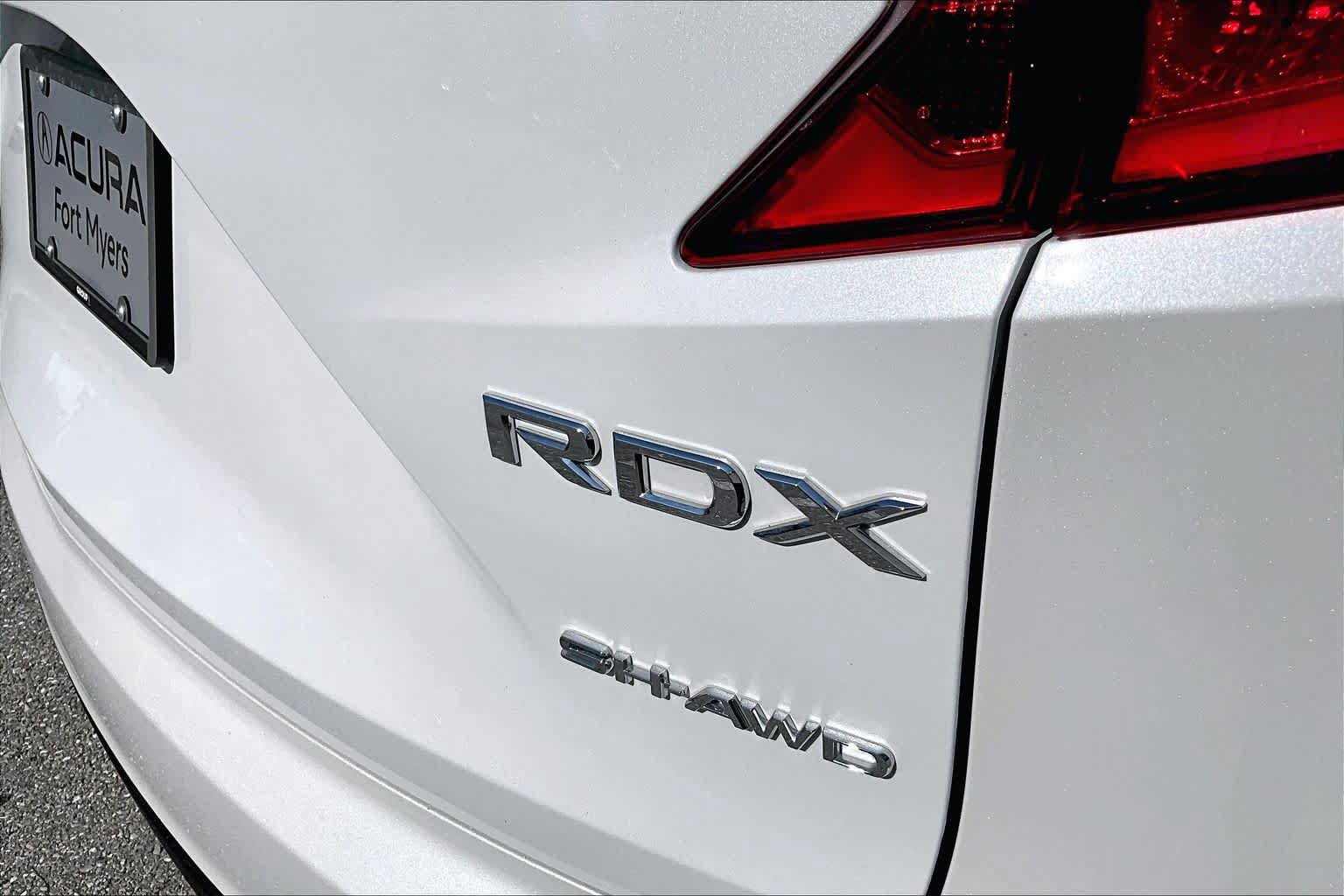 Certified 2025 Acura RDX SH-AWD image 10