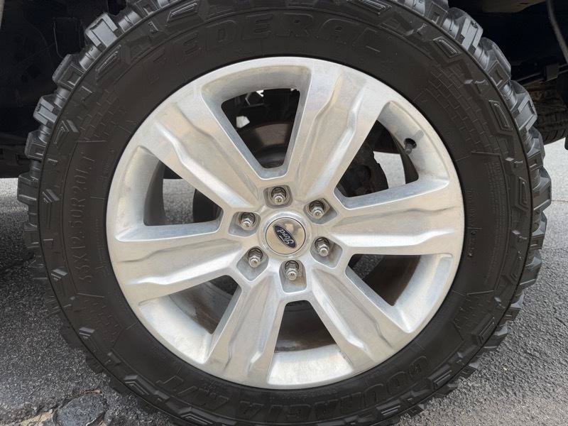 Used 2011 Ford F150 XLT w/ XLT Chrome Pkg AWD/4WD image 20