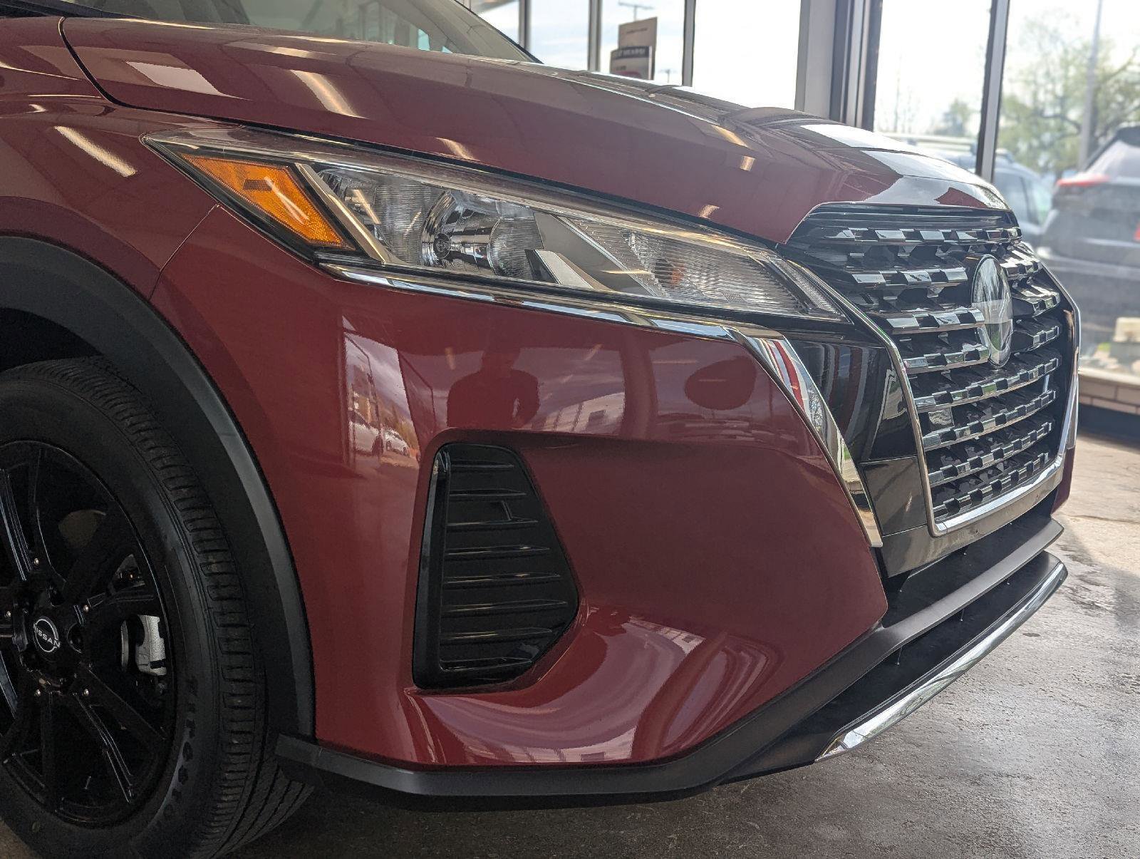 Certified 2023 Nissan Kicks SV w/ Interior Electronics Package image 13