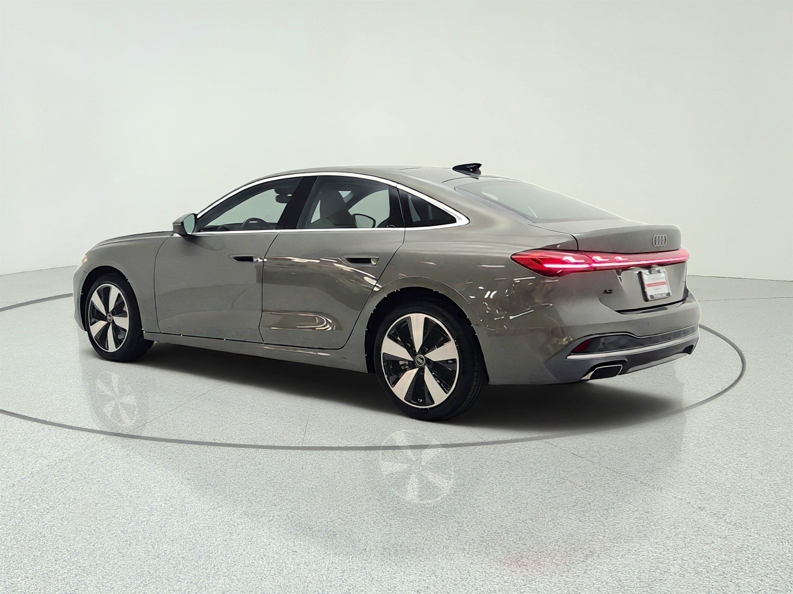 Used 2025 Audi A5 2.0T Prestige w/ 19" Wheel Package AWD/4WD image 7