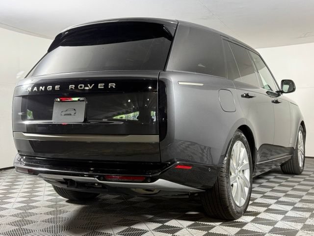 Used 2024 Land Rover Range Rover SE AWD/4WD image 8