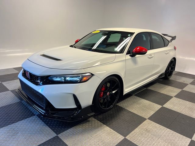 Used 2024 Honda Civic Type R image 3