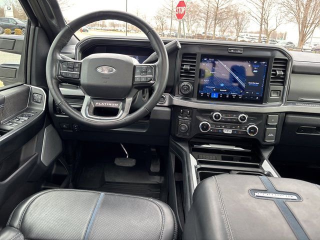Used 2025 Ford F450 Platinum w/ FX4 Off-Road Package image 22