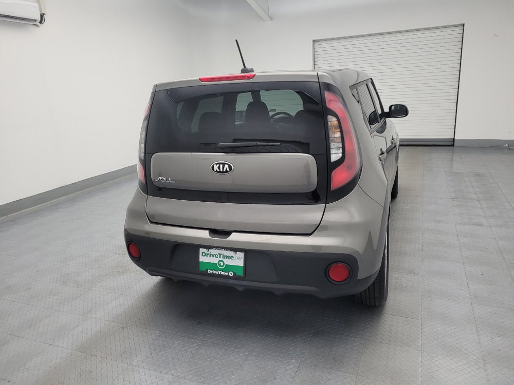 Used 2018 Kia Soul FWD image 7