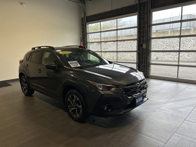 Used 2025 Subaru Crosstrek 2.0i Premium AWD/4WD image 2