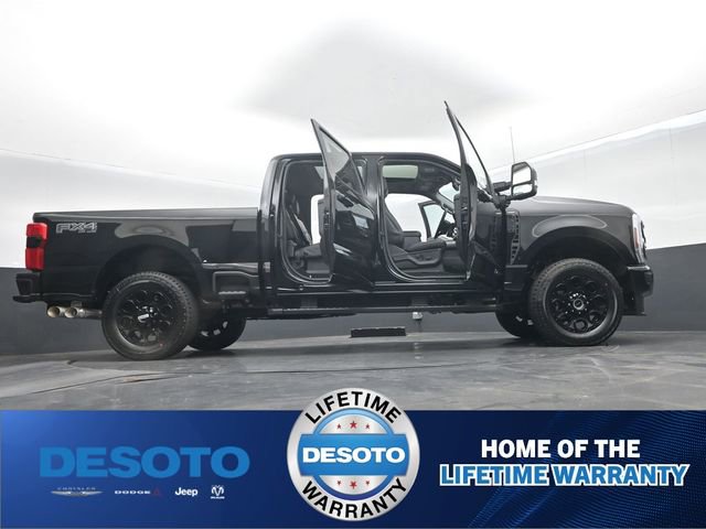 New 2026 Ford F250 Lariat w/ Black Appearance Package image 75