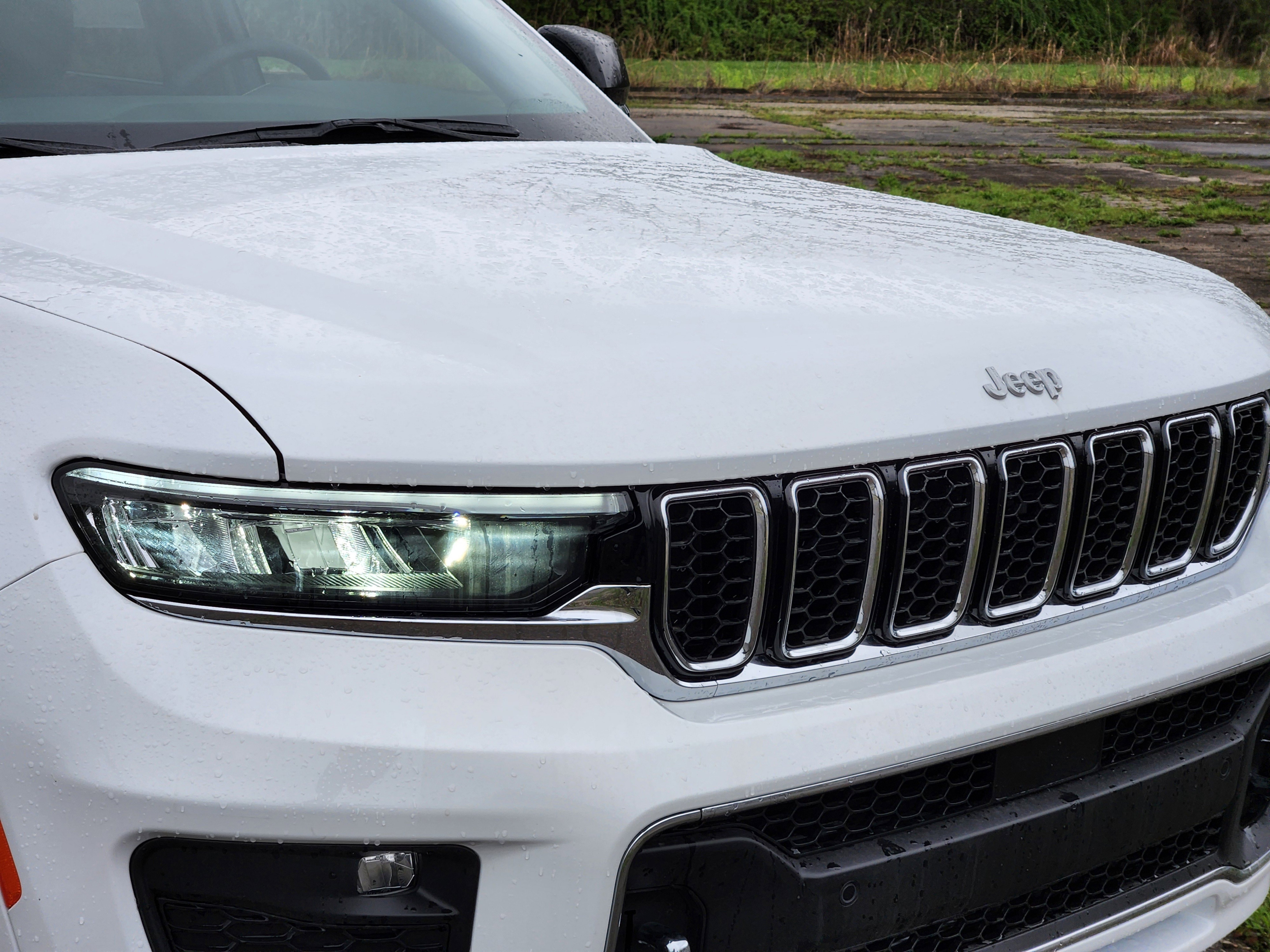 New 2025 Jeep Grand Cherokee L Overland w/ Luxury Tech Group IV image 23