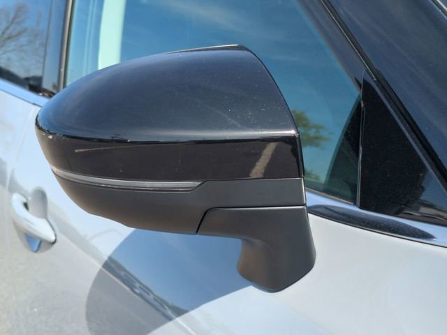 Used 2023 Nissan Pathfinder SL image 12