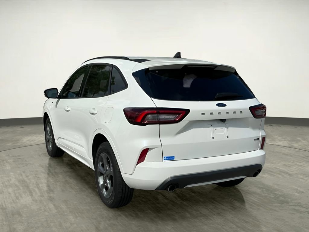 Certified 2024 Ford Escape ST-Line Select image 4