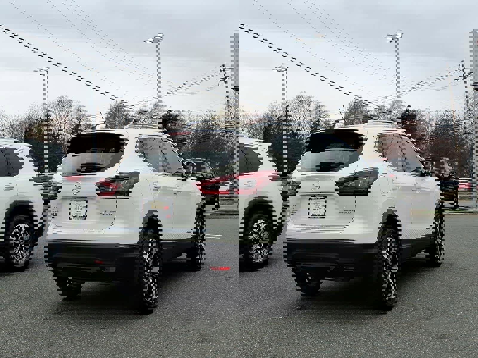 Certified 2022 Nissan Rogue Sport SL AWD/4WD image 4