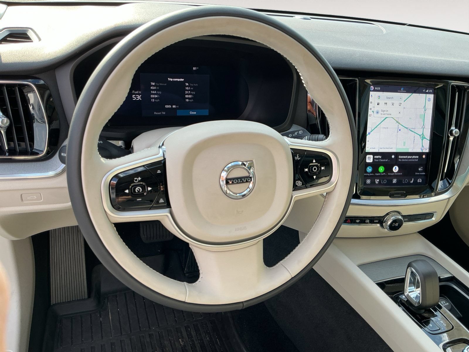 New 2026 Volvo V60 B5 Cross Country Plus w/ Protection Package Premier AWD/4WD image 12