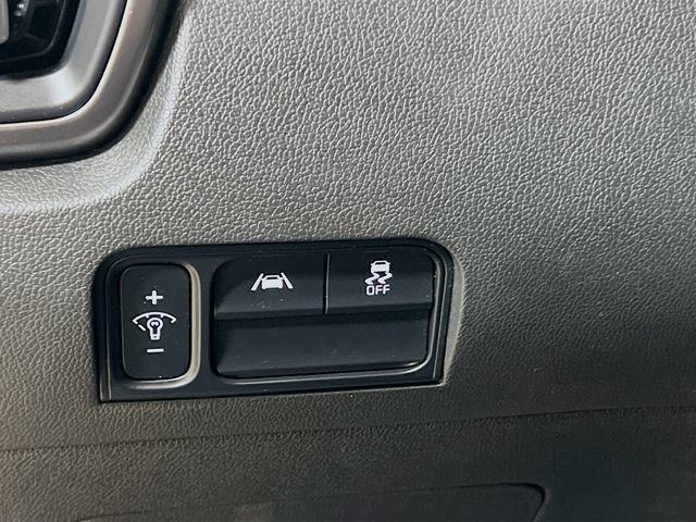 Certified 2021 Kia Sorento S w/ Panoramic Sunroof Package image 10