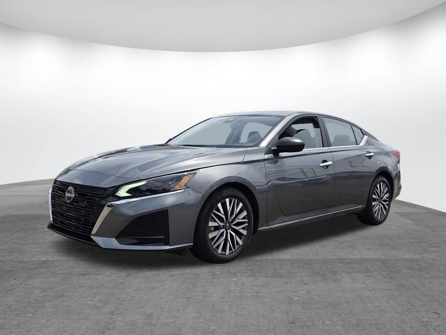 Used 2025 Nissan Altima 2.5 SV FWD image 7