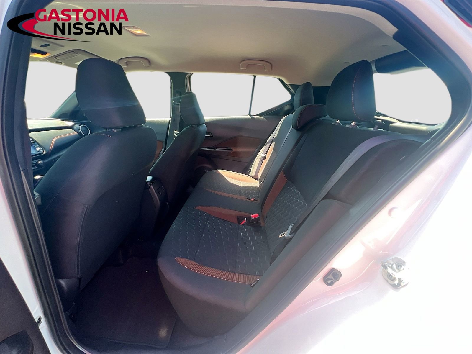 Used 2024 Nissan Kicks SR FWD image 30