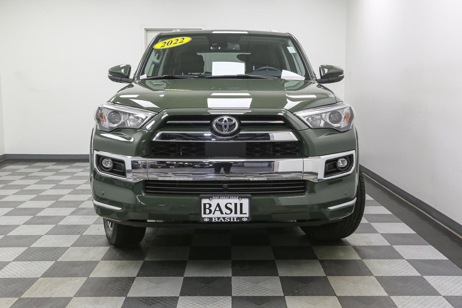 Used 2022 Toyota 4Runner Limited image 3