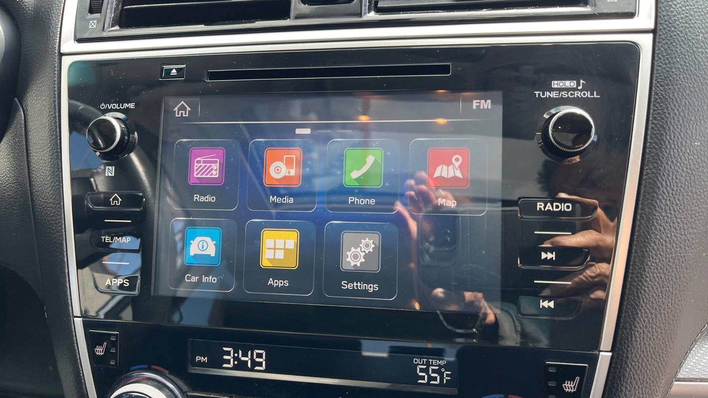 Used 2018 Subaru Outback 2.5i Premium AWD/4WD image 12