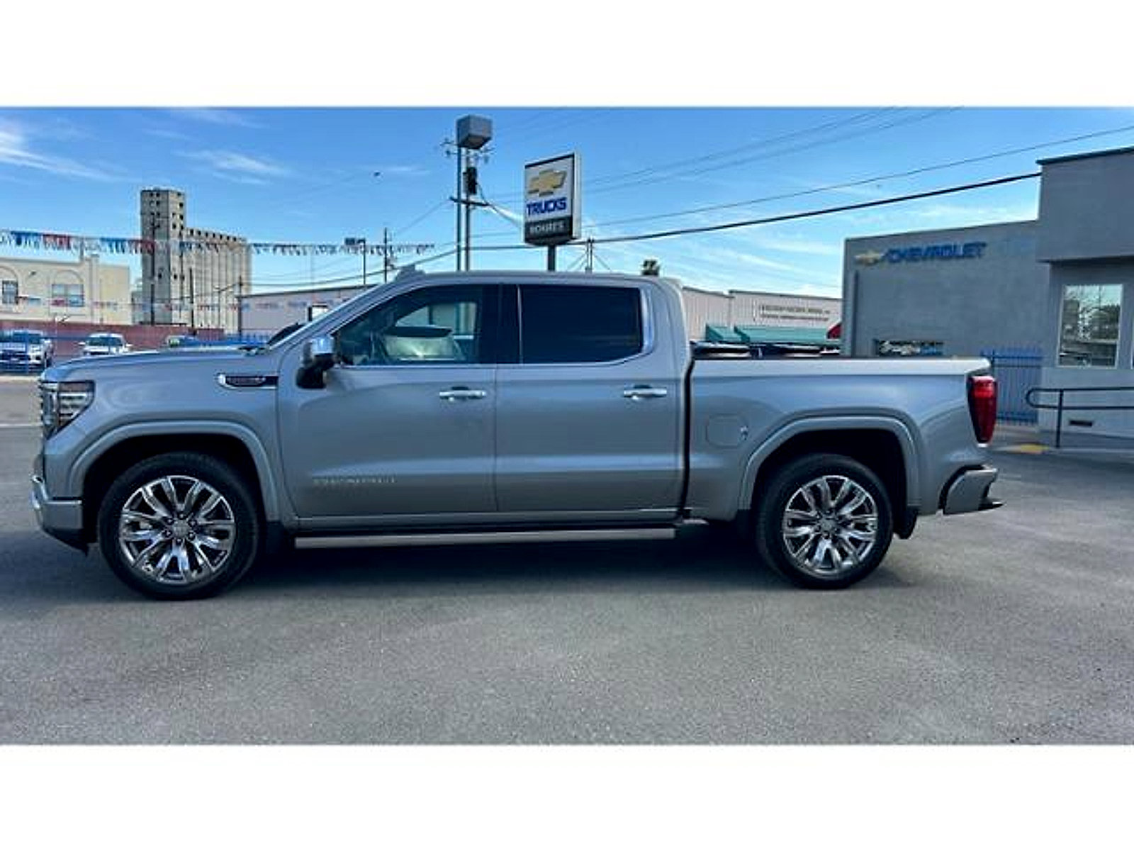 Used 2024 GMC Sierra 1500 Denali image 4