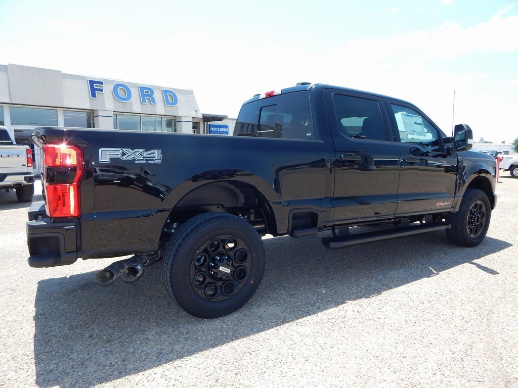New 2025 Ford F250 Lariat w/ Lariat Ultimate Package image 3