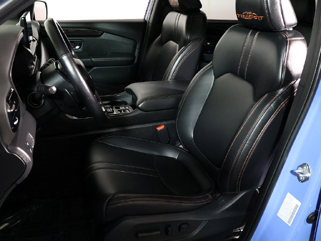 Used 2023 Honda Pilot TrailSport image 4
