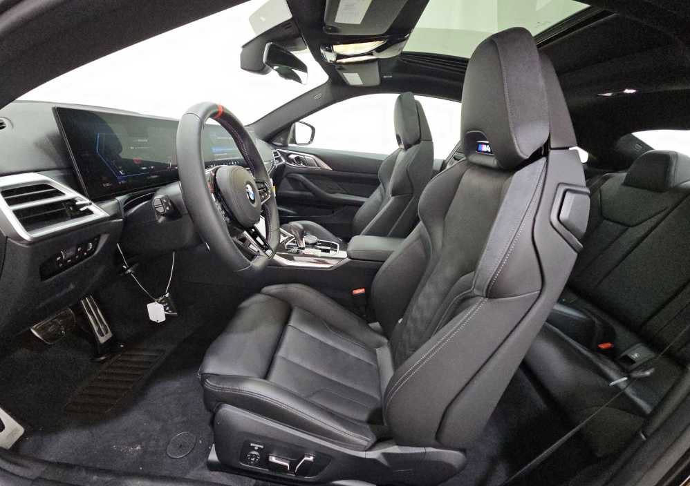 Used 2026 BMW M4 xDrive Competition AWD/4WD image 7