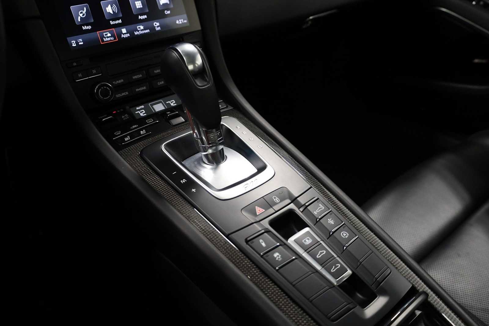 Used 2019 Porsche 911 Turbo image 30