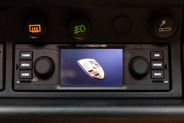 Used 1994 Porsche 911 Carrera 4 image 14