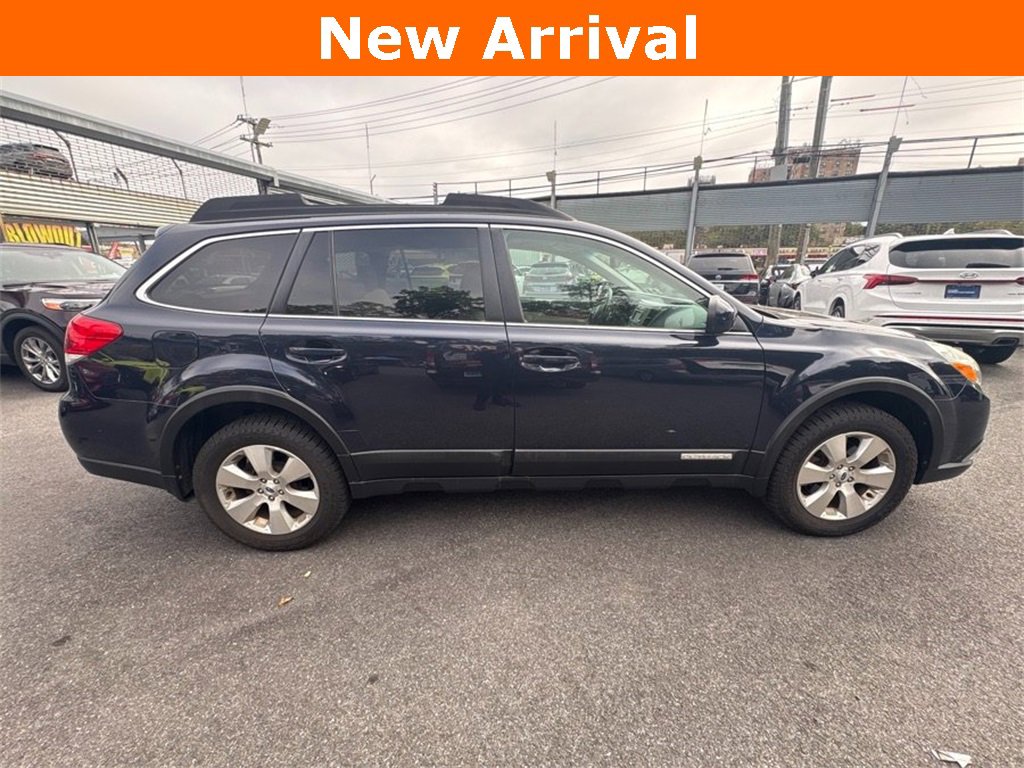 Used 2012 Subaru Outback 3.6R Limited w/ Moonroof Pkg