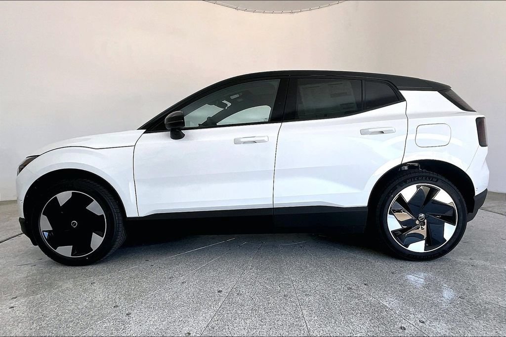 New 2026 Volvo EX30 Ultra w/ Protection Package AWD/4WD image 8