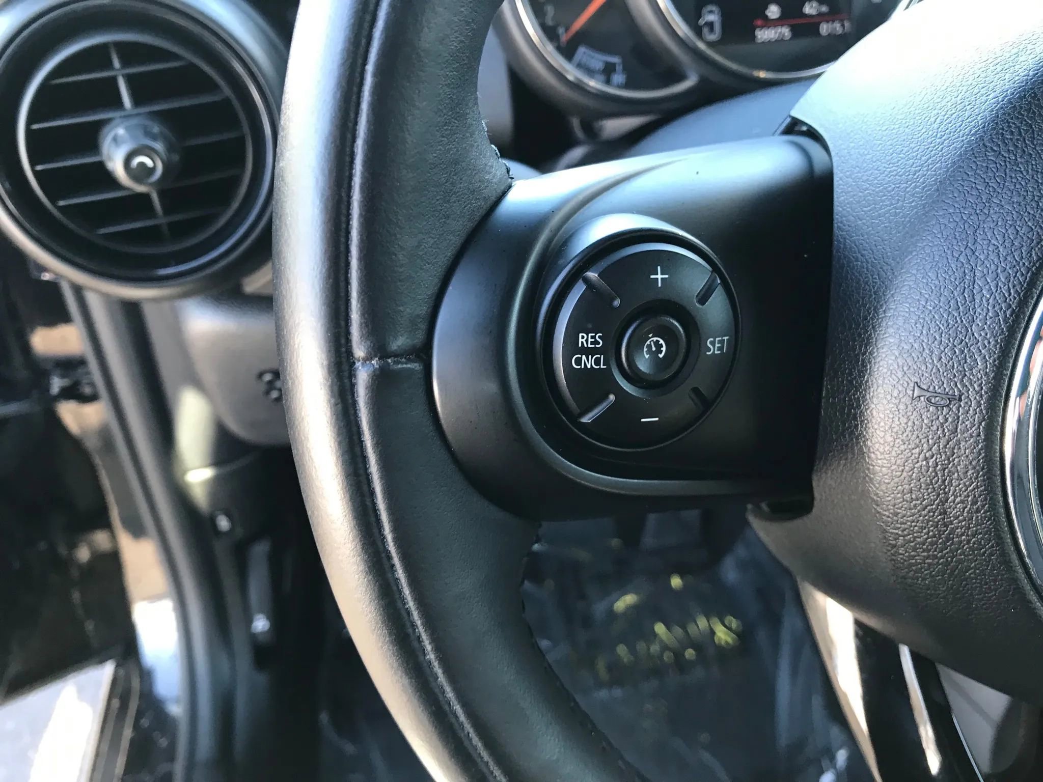 Used 2019 MINI Cooper Convertible image 21