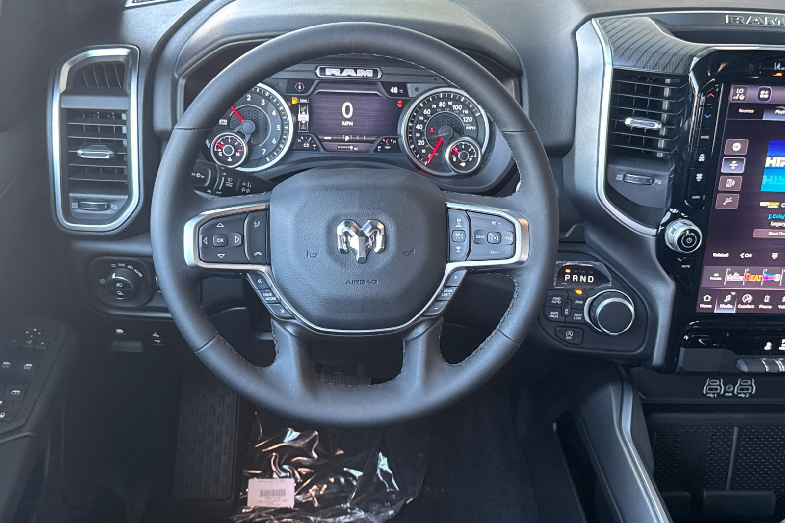New 2027 RAM 1500 4x4 Crew Cab image 13